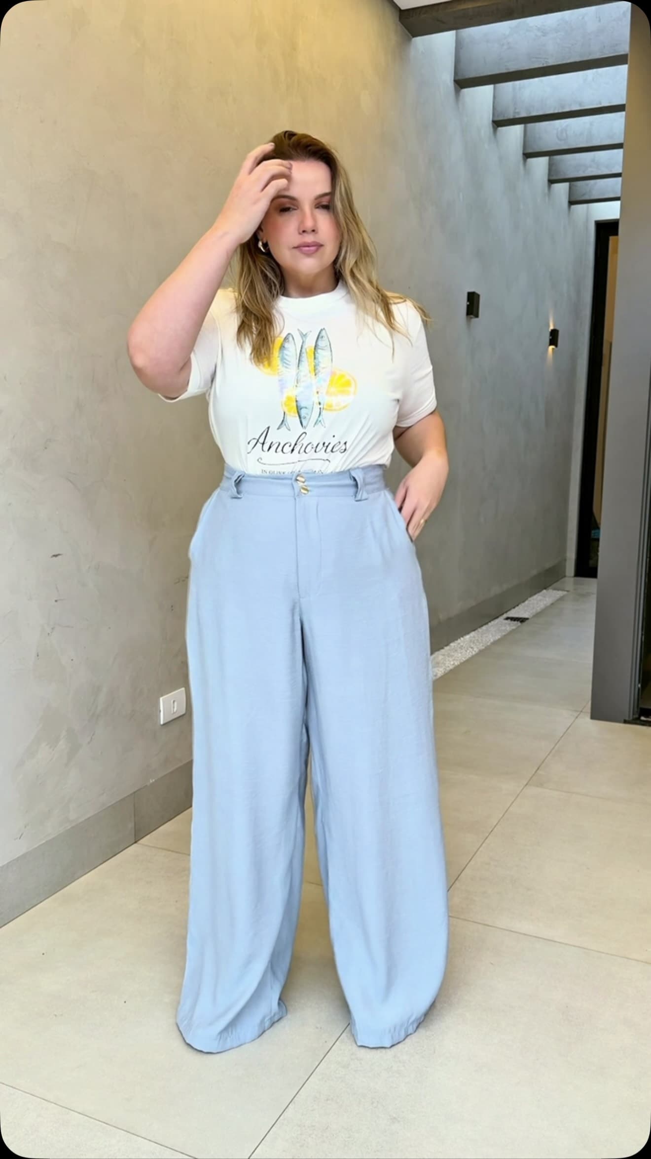 Calça alfaiataria + T-shirt 100% algodão 🩵